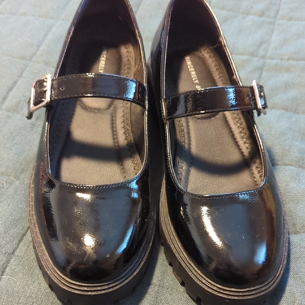 Black Patent Leather Mary Jane Shoes